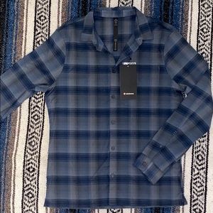 Men’s NWT!! Lululemon flannel!! M